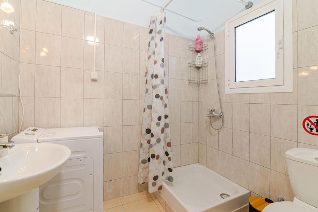 Seaside Escape Apartments - Poseidon Palaiá Fókaia エクステリア 写真