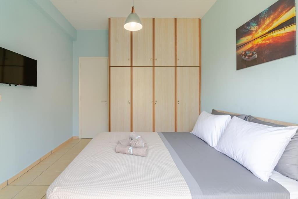 Seaside Escape Apartments - Poseidon Palaiá Fókaia エクステリア 写真